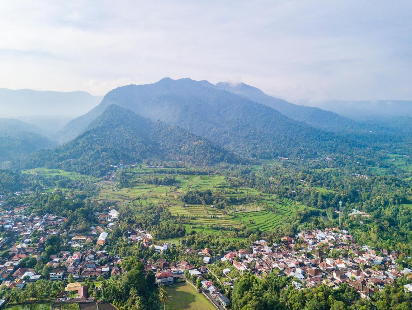 Pemandangan Desa Babussalam 1